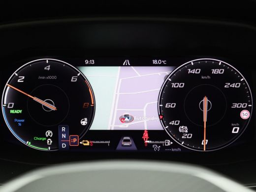 CUPRA Formentor 1.4 e-Hybrid VZ Performance 245PK DSG Panoramadak, trekhaak, keyless, side assist, achteruitrijca... ActivLease financial lease