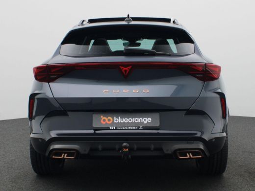 CUPRA Formentor 1.5 TSI e-Hybrid VZ Performance 272PK DSG Trekhaak, Led matrix, 360 gr. camera, side assist, adap... ActivLease financial lease