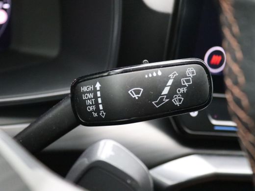 CUPRA Leon Sportstourer 1.4 e-Hybrid Business 204PK DSG Adaptieve Cruise Controle, Achteruitrijcamera, Full LED-verlichti... ActivLease financial lease