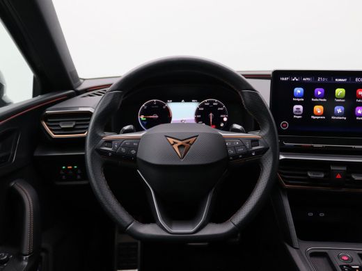CUPRA Leon Sportstourer 1.4 e-Hybrid Business 204PK DSG full led, adaptive cruise, keyless, achteruitrijcamera, stuur-sto... ActivLease financial lease