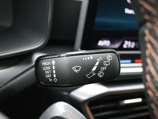 CUPRA Leon Sportstourer 1.5 TSI e-Hybrid VZ Performance 272PK DSG matrix led, schuif-kanteldak, achteruitrijcamera, stuur... ActivLease financial lease