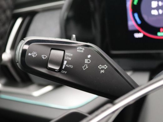 Skoda Kodiaq 1.5 TSI PHEV Sportline Business 204PK DSG matrix led, trekhaak, schuif-kanteldak, Canton sound, s... ActivLease financial lease