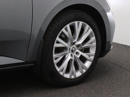 Skoda Superb Combi 1.4 TSI iV Business Edition Plus 218PK DSG Adaptieve Cruise Controle, Achteruitrijcamera, M... ActivLease financial lease