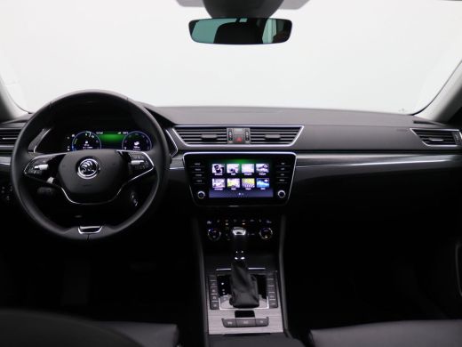 Skoda Superb Combi 1.4 TSI iV Business Edition Plus 218PK DSG Adaptieve Cruise Controle, Achteruitrijcamera, M... ActivLease financial lease