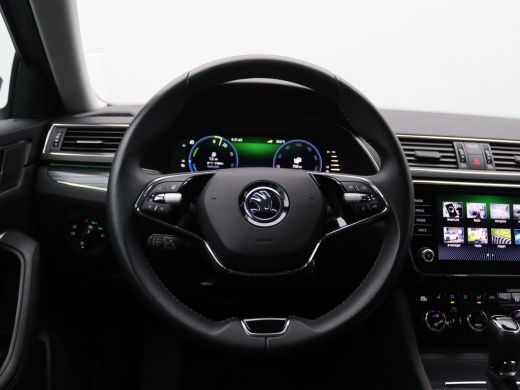 Skoda Superb Combi 1.4 TSI iV Business Edition Plus 218PK DSG Adaptieve Cruise Controle, Achteruitrijcamera, M... ActivLease financial lease