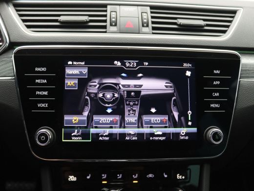 Skoda Superb Combi 1.4 TSI iV Business Edition Plus 218PK DSG Adaptieve Cruise Controle, Achteruitrijcamera, M... ActivLease financial lease