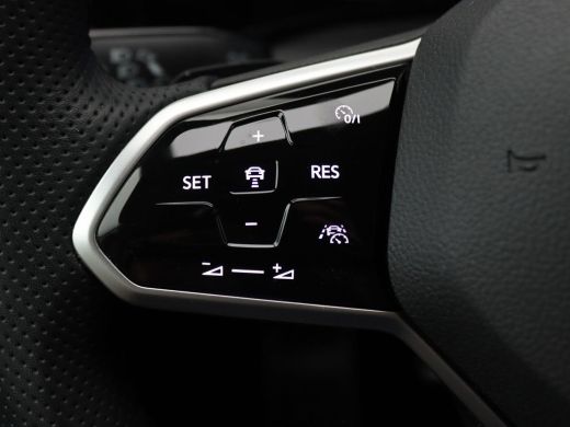 Volkswagen Golf 1.4 eHybrid GTE 245PK DSG Full led, adaptive cruise, achteruitrijcamera, stuur-stoelverwarming, v... ActivLease financial lease