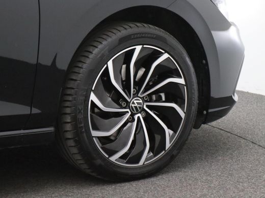 Volkswagen Golf 1.4 eHybrid Style 204PK DSG full led, adaptive cruise met travel assist, elek. verstelbare voorst... ActivLease financial lease