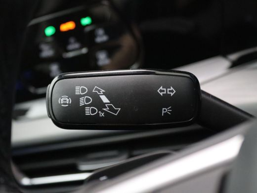 Volkswagen Golf 1.4 eHybrid Style 204PK DSG full led, adaptive cruise met travel assist, elek. verstelbare voorst... ActivLease financial lease