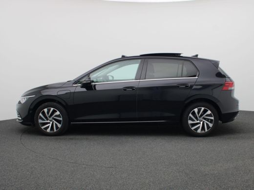 Volkswagen Golf 1.4 eHybrid Style 204PK DSG Pano-Schuifdak, Adaptieve Cruise Controle, Memorystoel, LED Plus verl... ActivLease financial lease