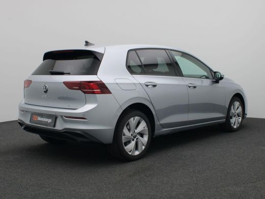 Volkswagen Golf 1.5 eHybrid Life Edition 204PK DSG Adaptieve Cruise Controle, Navi via Apple Carplay/Android Auto... ActivLease financial lease