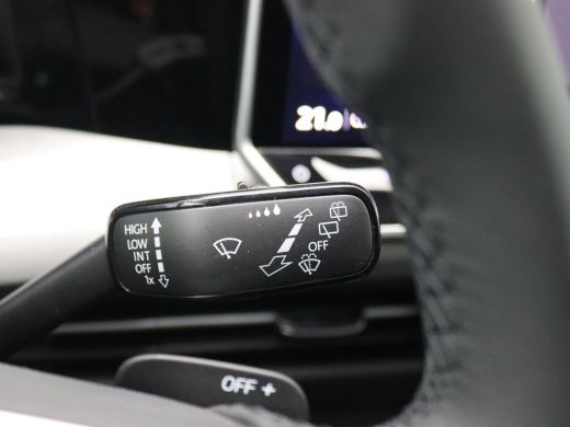 Volkswagen Golf 1.5 eHybrid Life Edition 204PK DSG Adaptieve Cruise Controle, Navi via Apple Carplay/Android Auto... ActivLease financial lease