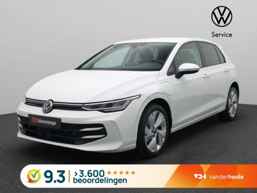 Volkswagen Golf 1.5 eHybrid Life Edition 204PK DSG Adaptieve Cruise Controle, Navi via Apple Carplay/Android Auto... Volkswagen Golf 1.5 eHybrid Life Edition 204PK DSG Adaptieve Cruise Controle, Navi via Apple Carplay/Android Auto...