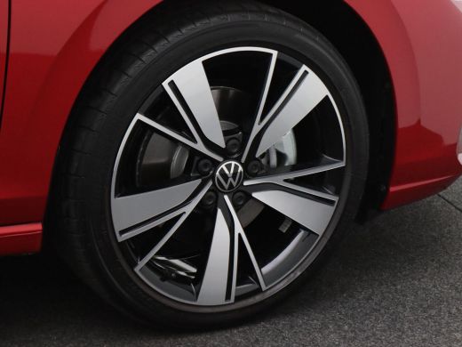 Volkswagen Golf 1.5 eHybrid Style Edition 204PK DSG Pano-Schuifdak, Adaptieve Cruise Controle, Side Assist, Navi ... ActivLease financial lease