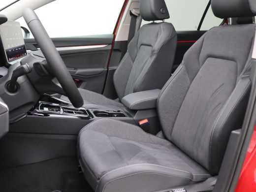 Volkswagen Golf 1.5 eHybrid Style Edition 204PK DSG Pano-Schuifdak, Adaptieve Cruise Controle, Side Assist, Navi ... ActivLease financial lease