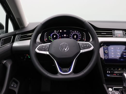 Volkswagen Passat Variant 1.4 TSI PHEV GTE Business 218PK DSG full led, adaptive cruise met travel assist, stoelver... ActivLease financial lease
