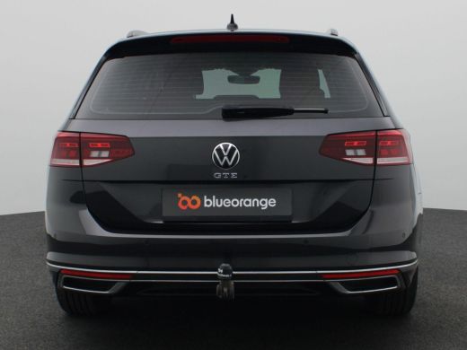 Volkswagen Passat Variant 1.4 TSI PHEV GTE Business 218PK DSG full led, trekhaak, head-up display, adaptive cruise ... ActivLease financial lease