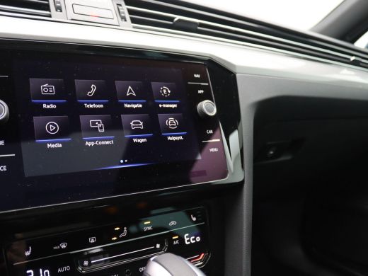 Volkswagen Passat Variant 1.4 TSI PHEV GTE Business 218PK DSG matrix led, panoramadak, keyless, elek. bedienbare ac... ActivLease financial lease
