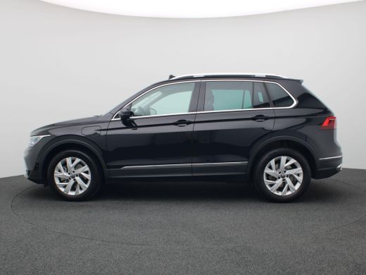 Volkswagen Tiguan 1.4 TSI eHybrid Elegance 245PK DSG Matrix Led, adaptive cruise met travel assist, schuif-kantelda... ActivLease financial lease