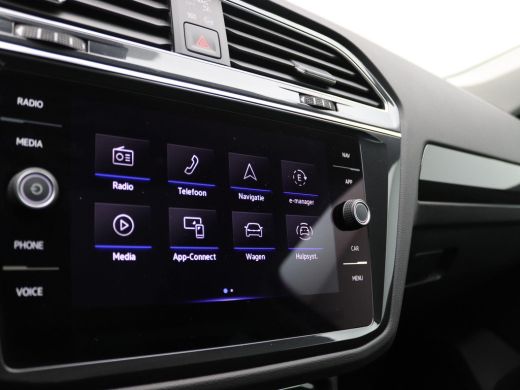 Volkswagen Tiguan 1.4 TSI eHybrid Elegance 245PK DSG Matrix Led, adaptive cruise met travel assist, schuif-kantelda... ActivLease financial lease