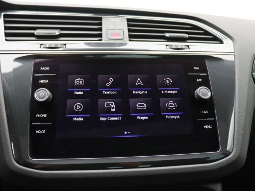 Volkswagen Tiguan 1.4 TSI eHybrid Elegance 245PK DSG Matrix Led, adaptive cruise met travel assist, schuif-kantelda... ActivLease financial lease
