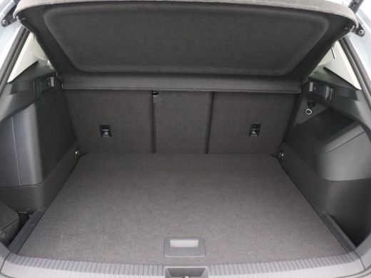 Volkswagen Tiguan 1.5 eHybrid Life Edition 204PK DSG Elektr. Achterklep, Winterpakket Plus, Side Assist, Navi via A... ActivLease financial lease