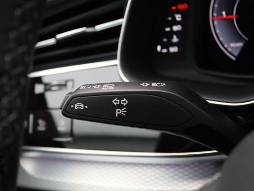 Audi Q8 50 TDI quattro S-Edtion 286PK Tiptronic Laser led matrix, trekhaak, head-up display, schuif-kante... ActivLease financial lease