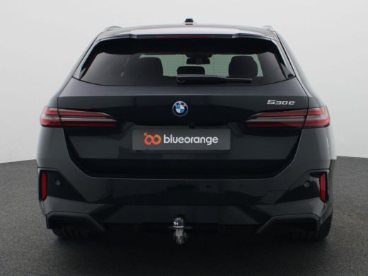 BMW 5 Serie Touring 530e M Sport Edition 299PK AUT. Panoramadak, Keyless, Memorystoel, Head-Up Display, Elekt... ActivLease financial lease