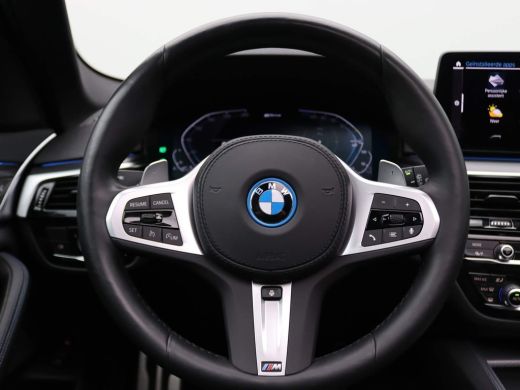 BMW 5 Serie Touring 530e xDrive M-Sport 292PK AUT8 Keyless, Surround Camera, Head-Up Display, Hifi, Panoramad... ActivLease financial lease