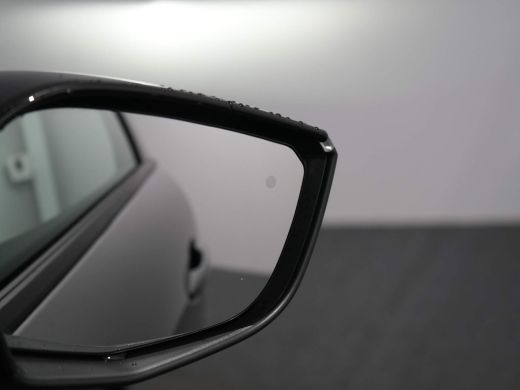 Citroën C4 Citroën 1.2 Hybrid 136 Max AUTOMATIC ActivLease financial lease
