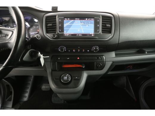 Citroën Jumpy 2.0 BlueHDI L2H1 Automaat Airco Camera Cruise Carplay Navigatie PDC 3 Persoons Trekhaak ActivLease financial lease