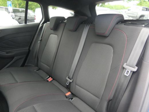 Ford Focus 1.5 EcoBoost ST Line | 182pk! | B&O | Elektrische Achterklep | Winterpack | 18 Inch | Adaptive Cr... ActivLease financial lease