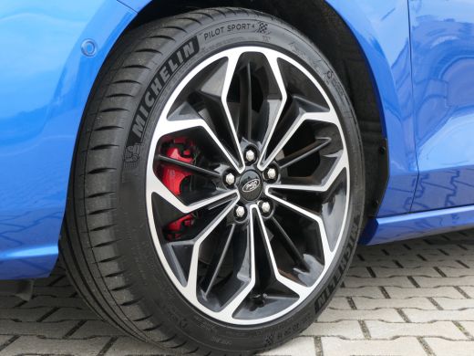 Ford Focus 1.5 EcoBoost ST Line | 182pk! | B&O | Elektrische Achterklep | Winterpack | 18 Inch | Adaptive Cr... ActivLease financial lease