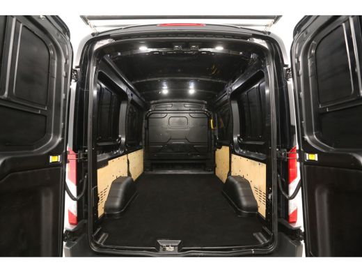 Ford Transit 290 2.0 TDCI L2H2 Airco Cruise 3 Persoons PDC Imperiaal Elektrpakket Trekhaak ActivLease financial lease
