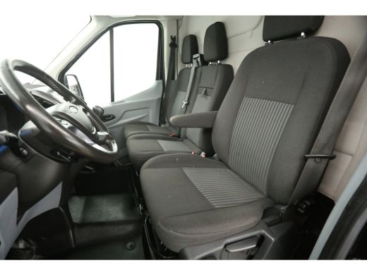 Ford Transit 290 2.0 TDCI L2H2 Airco Cruise 3 Persoons PDC Imperiaal Elektrpakket Trekhaak ActivLease financial lease