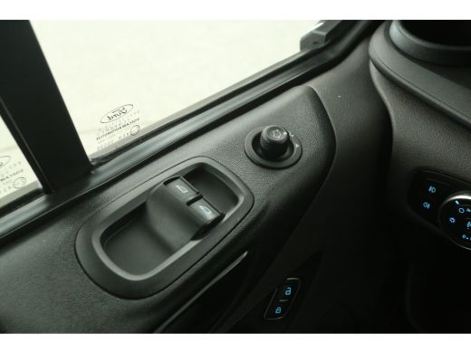 Ford Transit Custom 2.0 TDCI L2H1 | 170PK | Dubbele Cabine | 5 Persoons | Airco Cruise Camera Trekhaak 2xSchuifdeur L... ActivLease financial lease