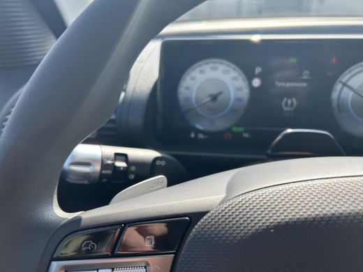 Hyundai Inster E-Motion 49 kWh | 3.000,- korting | Direct uit voorraad leverbaar | ActivLease financial lease