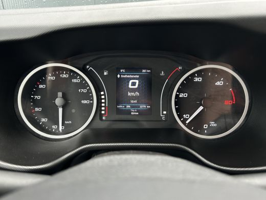 Iveco Daily 35S14 2.3 D / PICK UP MET LANGE BAK / 7 PERSOONS DUBBELE CABINE / 22.770 KM / AIRCO / CRUISE / NA... ActivLease financial lease