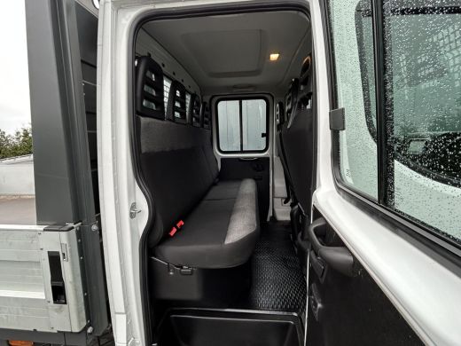 Iveco Daily 35S14 2.3 D / PICK UP MET LANGE BAK / 7 PERSOONS DUBBELE CABINE / 22.770 KM / AIRCO / CRUISE / NA... ActivLease financial lease