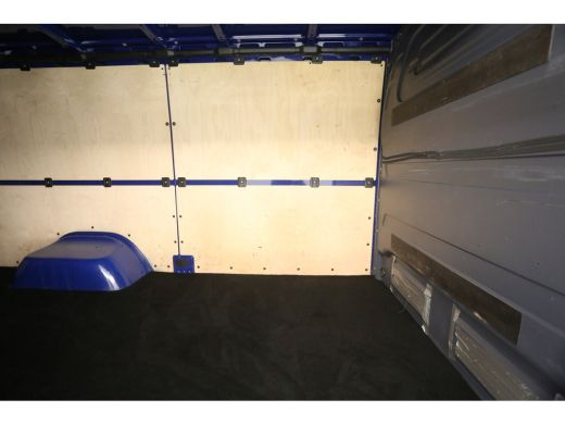 Mercedes Sprinter 3.0 V6 319CDI L2H1 191PK 3000KG Trekgew. Trekhaak Automaat Dubbellucht Camera Carplay Cruise Airc... ActivLease financial lease