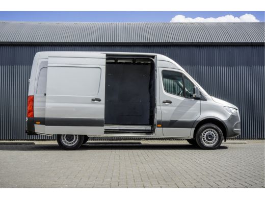 Mercedes-Benz Sprinter 314CDI L2H2 | AUT.| 3.5T Trekgewicht | Camera | CarPlay | Climate | Cruise | Euro 6 ActivLease financial lease