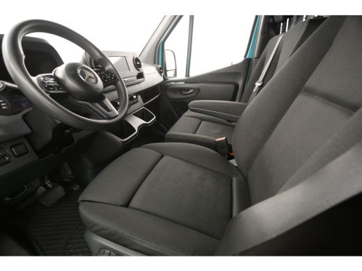Mercedes Sprinter 319 3.0 CDI L2H1 V6 191PK Automaat Airco Cruise Carplay Camera Navigatie 3 Persoons Trekhaak ActivLease financial lease