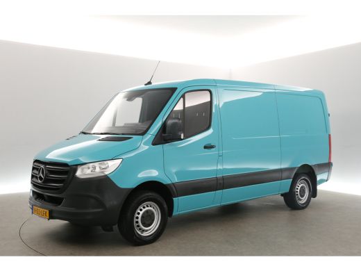 Mercedes Sprinter 319 3.0 CDI L2H1 V6 191PK Automaat Airco Cruise Carplay Camera Navigatie 3 Persoons Trekhaak ActivLease financial lease
