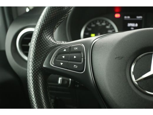 Mercedes-Benz Vito 114 CDI Lang Automaat Airco Camera Cruise LED Navi PDC 18''LMV 3 Persoons Stoelverwarming ActivLease financial lease