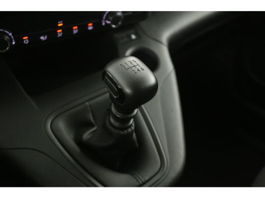 Opel Combo 1.5D L1H1 Airco Cruise Parkeersensoren Bluetooth Elektrpakket ActivLease financial lease