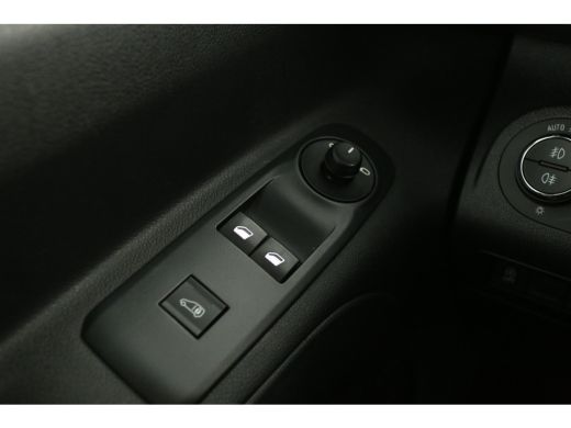 Opel Combo 1.5D L1H1 Airco Cruise Parkeersensoren Bluetooth Elektrpakket ActivLease financial lease