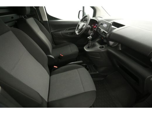 Opel Combo 1.5D L1H1 Airco Cruise Parkeersensoren Bluetooth Elektrpakket ActivLease financial lease