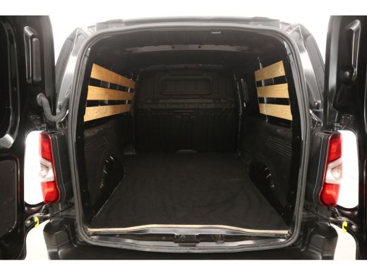 Opel Combo 1.5D L1H1 Airco Cruise Parkeersensoren Bluetooth Elektrpakket ActivLease financial lease