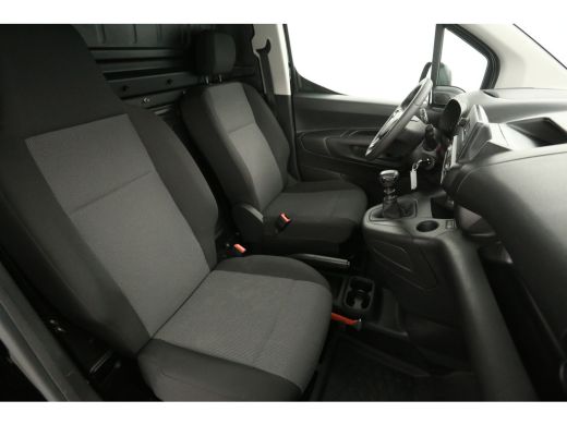 Opel Combo 1.5D L1H1 Airco Cruise Parkeersensoren Bluetooth Elektrpakket ActivLease financial lease