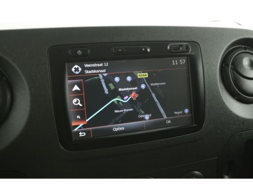 Opel Movano 2.3 CDTI BiTurbo L2H2 146PK Airco Camera Cruise Navigatie PDC 3 Persoons Imperiaal Trekhaak ActivLease financial lease